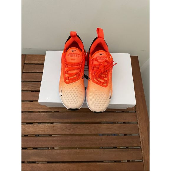 Nike Air Max 270 W5.5 - Picture 4 of 9